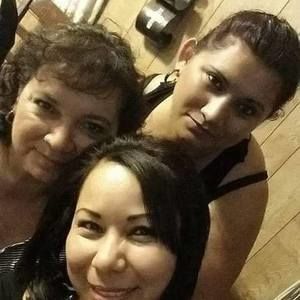 Meet your Posher, Elisa